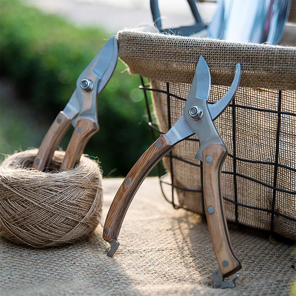 BUGUI 8” Wood Handle Garden Scissors, Set of 2, Includes Bypass Pruning