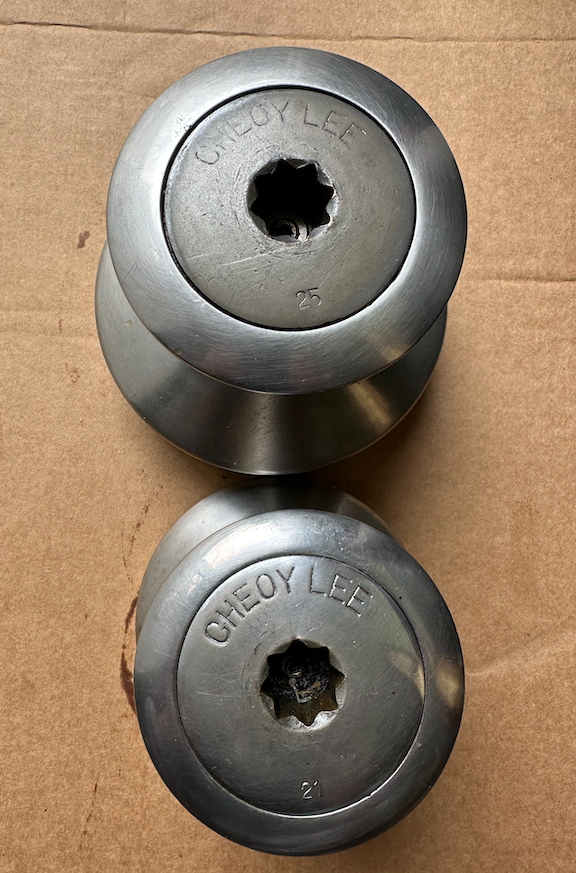 Cheoy Lee #21, 25 Winches