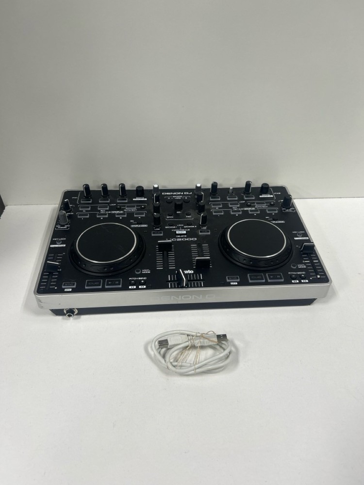 DENON ENGINE DJ MC2000 2013 W/ACCS (P20032172)
