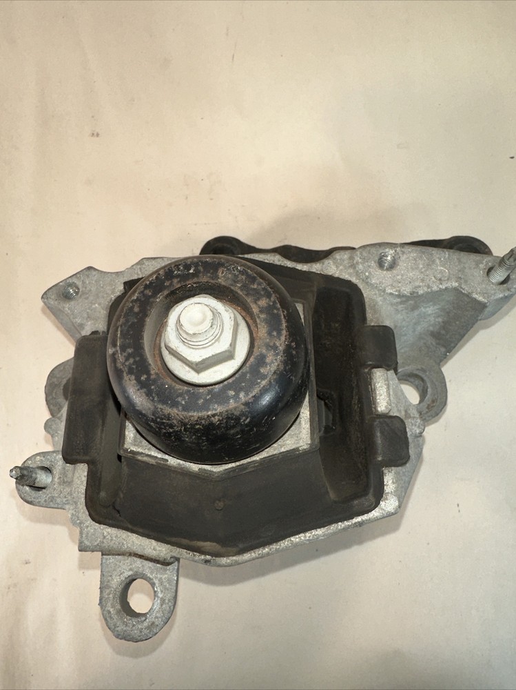 Automatic Transmission Mount OEM 2017 FORD FUSION 2017 Oem