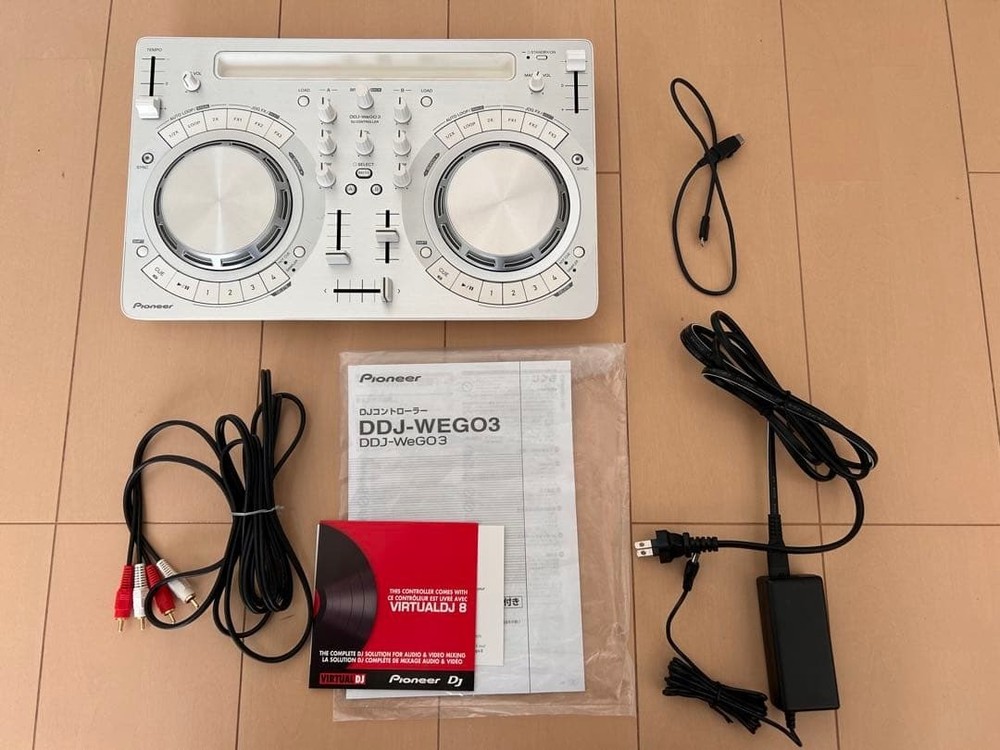 Pioneer DJ DDJ-WeGO3-W White 2-Channel DJ Controller w/Box USB iOS Android