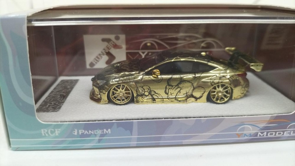 Ym Model Kaws Chorme Golden Lexus