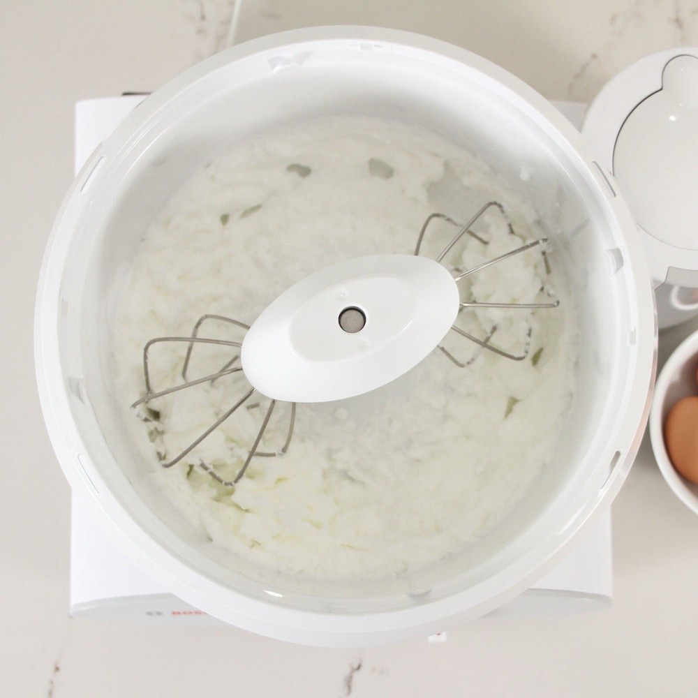 NEW! White Bosch Universal Plus Mixer With Bakers Package