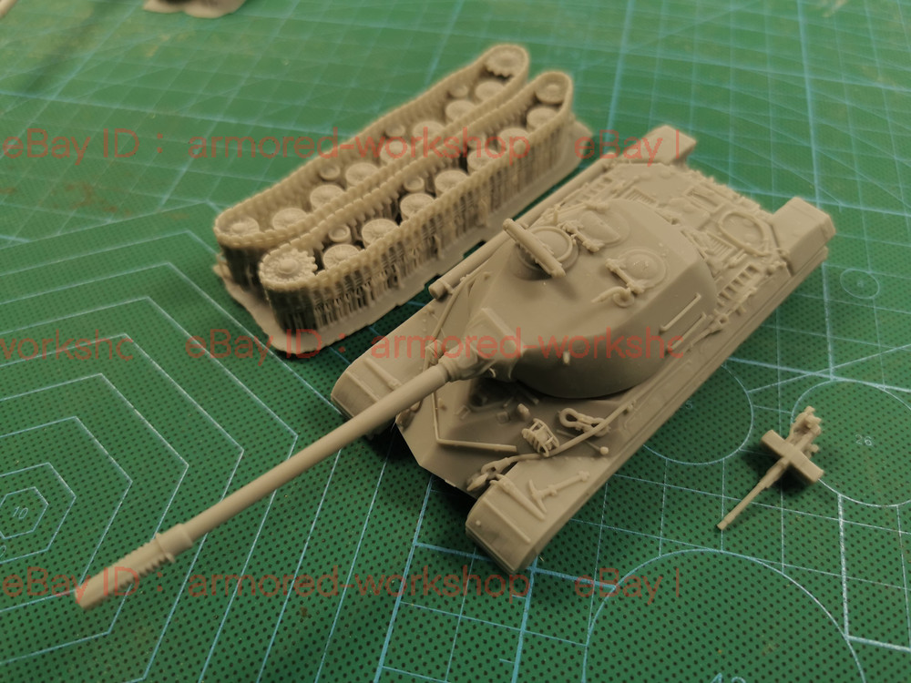 3D Printed 1/72 S a  268 Engineering V-type tank Unpainted
