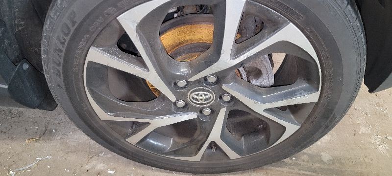 18 Toyota 18 C-HR Front Camera/Projector Windshield Mounted