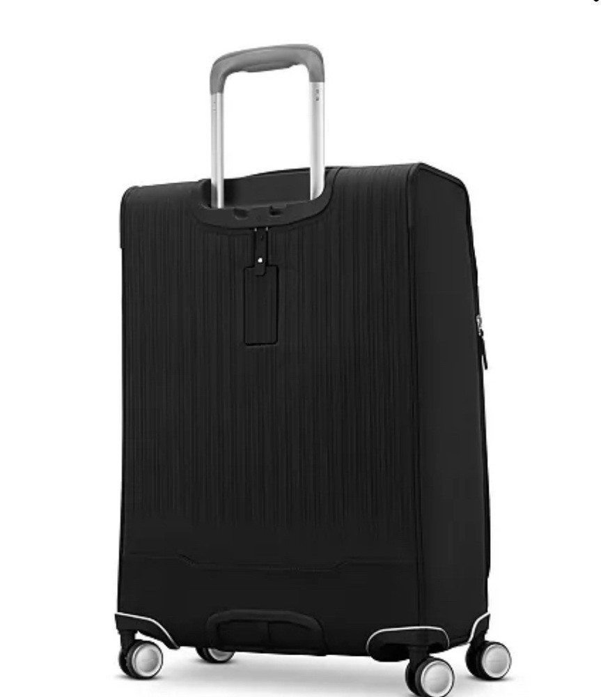 Samsonite Silhouette 18 Expandable Medium Softside Check-in Spinner