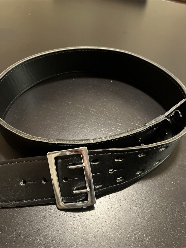 Safariland 2.25in Plain Black Duty Belt - Size 32
