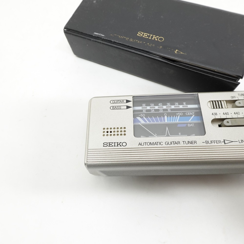 SEIKO AUTOMATIC GUITAR TUNER ST-388 Silver