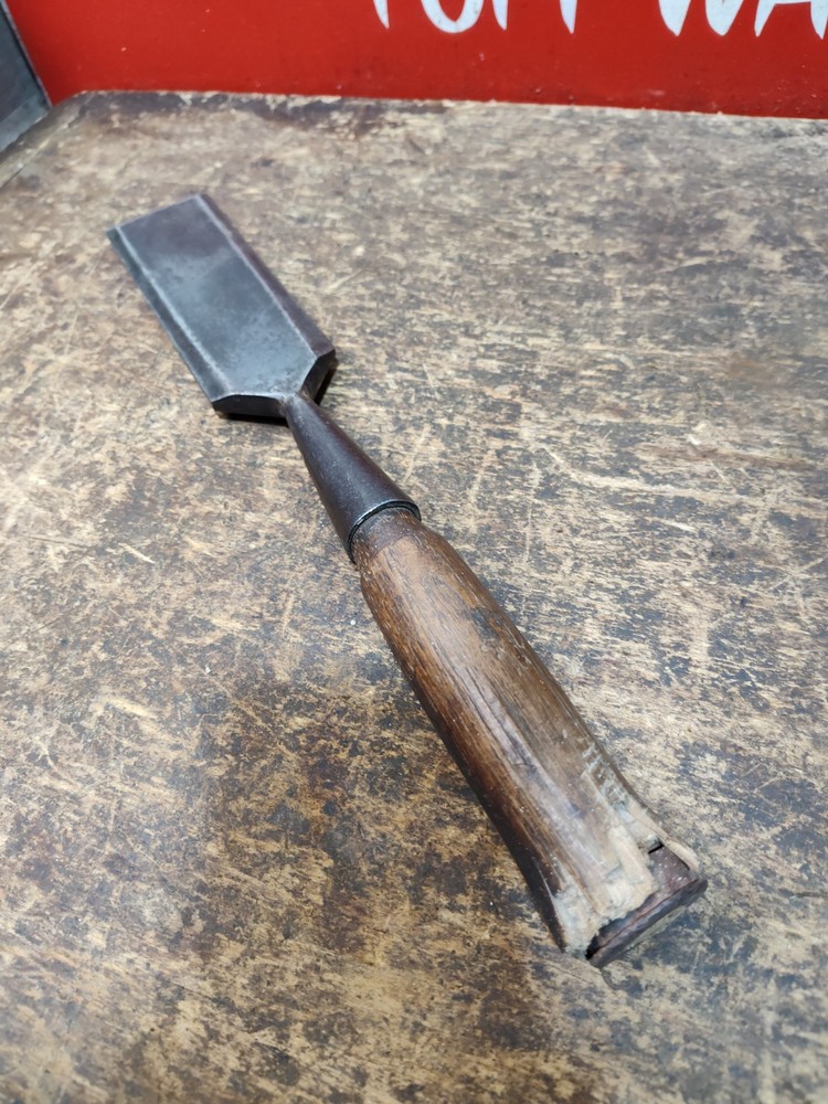 Early Clear Cut 2" Bevel Edge Socket Framing Chisel Timber Slick