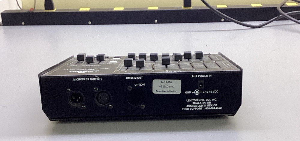 Leviton NSI MC‑7008 Lighting Console