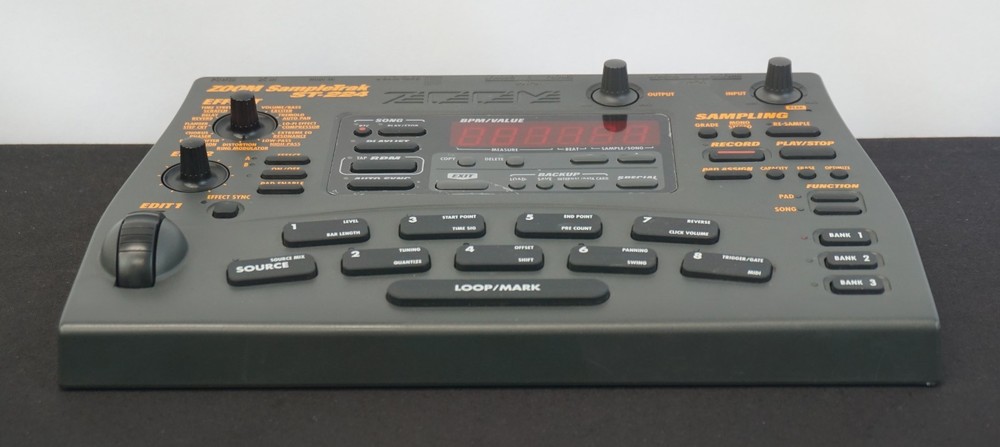 Zoom ST-224 SampleTrak Drum / Groove Machine & Sampler