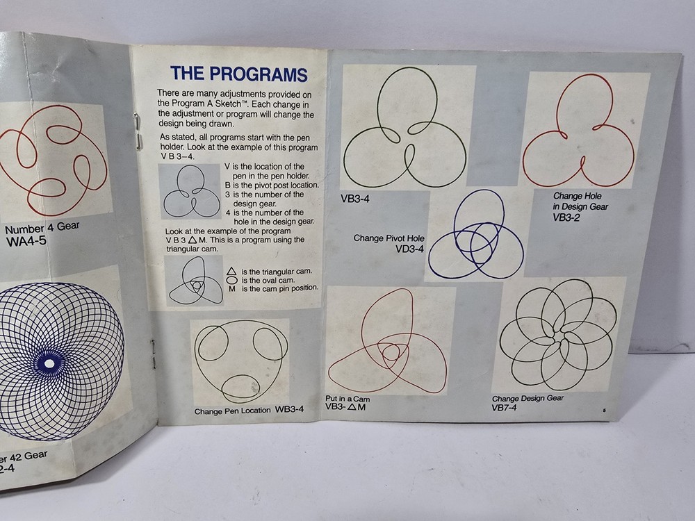 Ohio Art Program A Sketch Design Machine Instruction Booklet