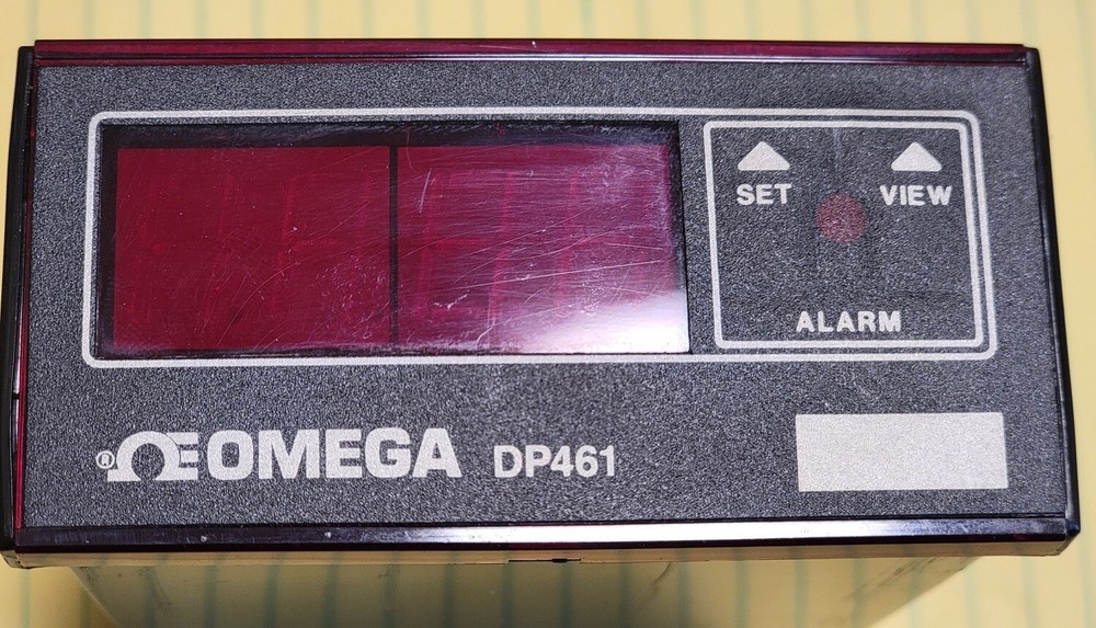 Omega DP461-V Voltage & Current Meter