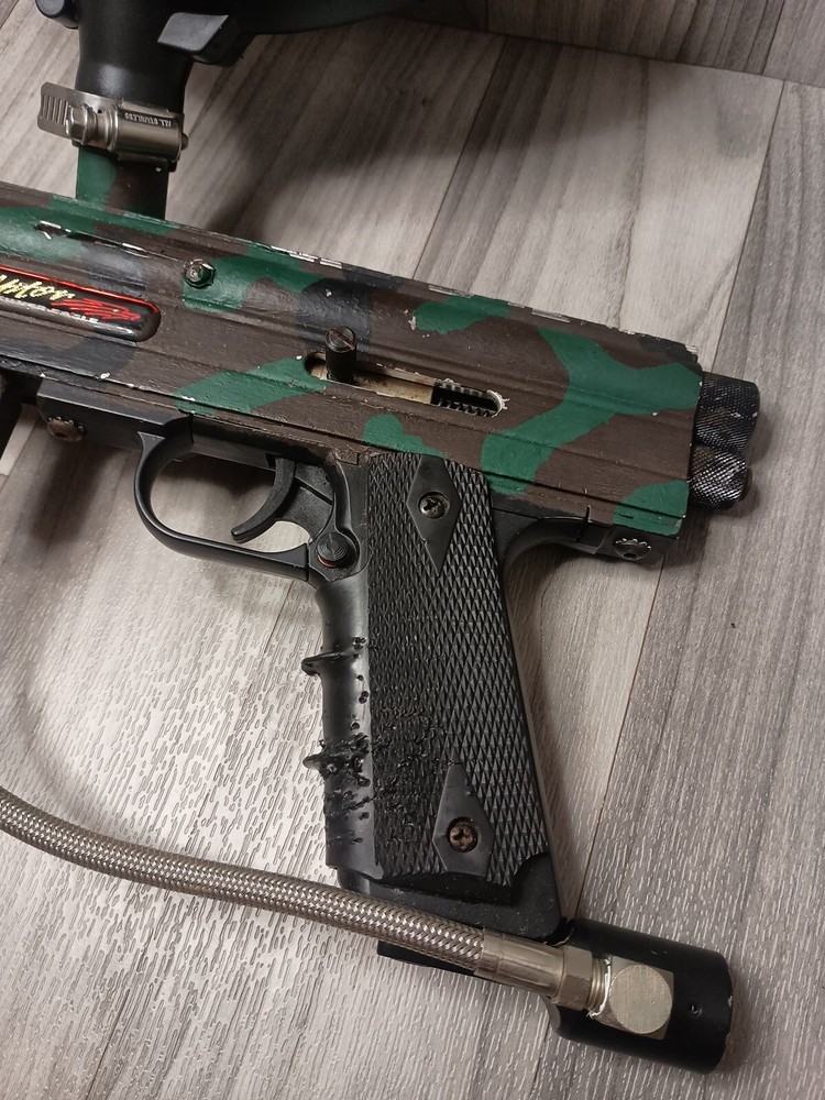 Raptor Silver Eagle Paint Marker Untested Solid And Heavy Camouflage Fast Ship!!