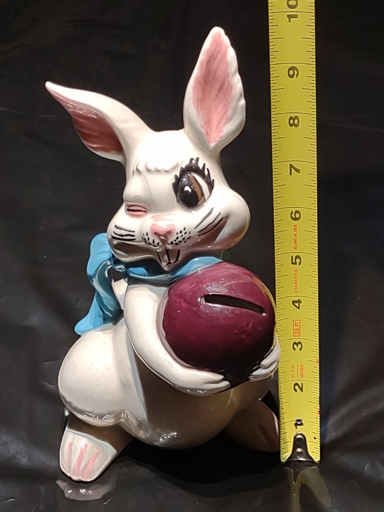 Vintage Ceramic Easter Bunny Atlantic Mold White Rabbit Winking Bunny