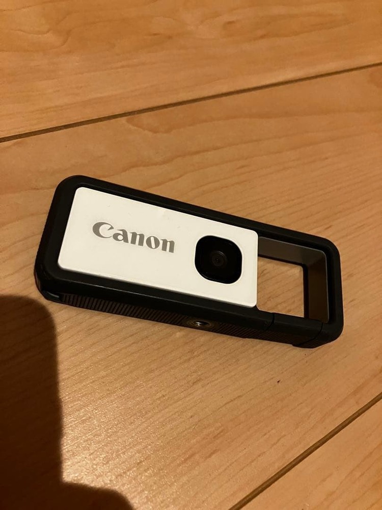 Canon Asobi Camera Compact Digital Camera Excellent Condition Light Use Marks