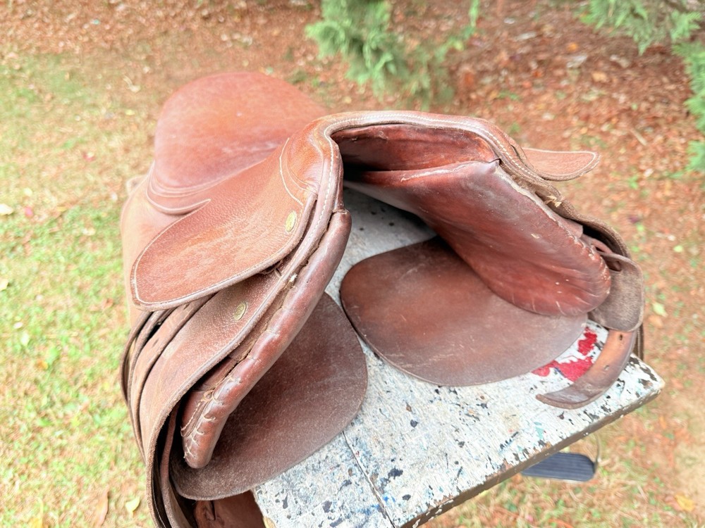 BT Crump English Saddle