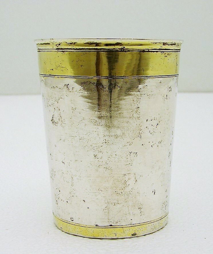 Hand Hammered Solid Silver Cup marked Christoph H. Claub Nuremberg 1688 - 1718