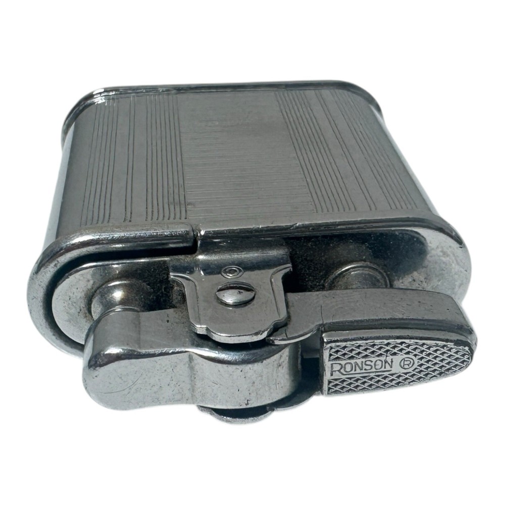 VINTAGE RONSON WHIRLWIND LIGHTER WITH INITIALS R.S ON THE FRONT