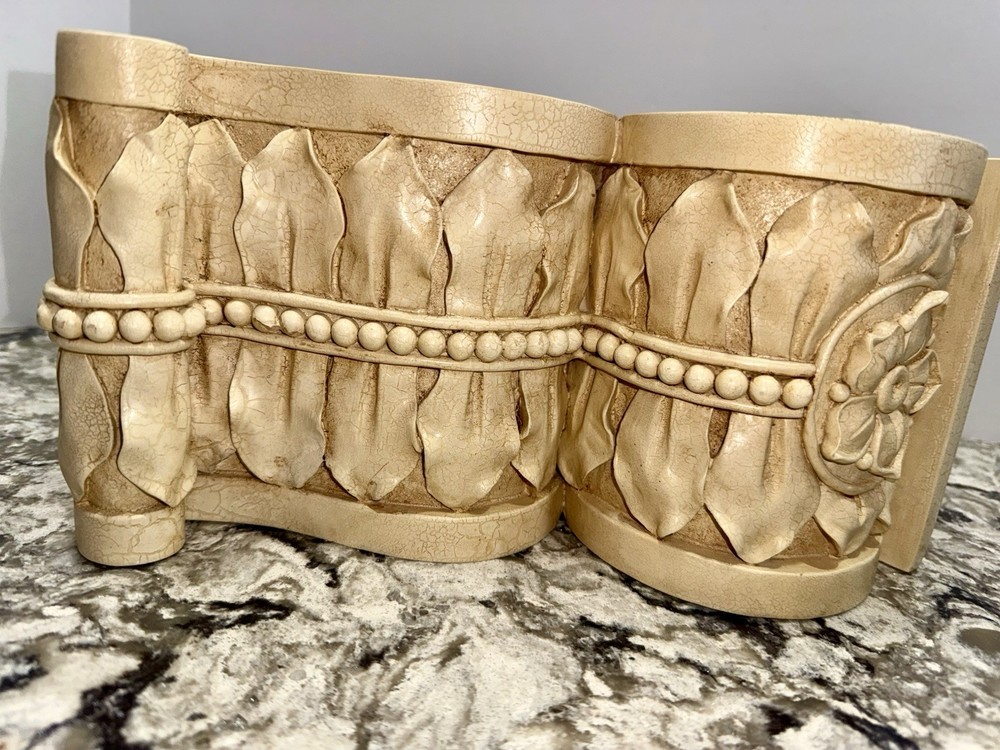 Vintage Classical Leaf Shelf Acanthus Wall Corbel Sconce Bracket Candle Holder