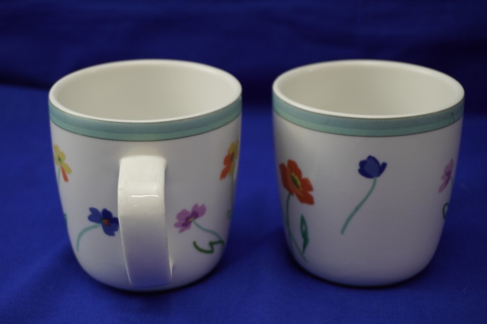 Mikasa Cache MN204 (2) MUGS, 3 3/8" (B2)