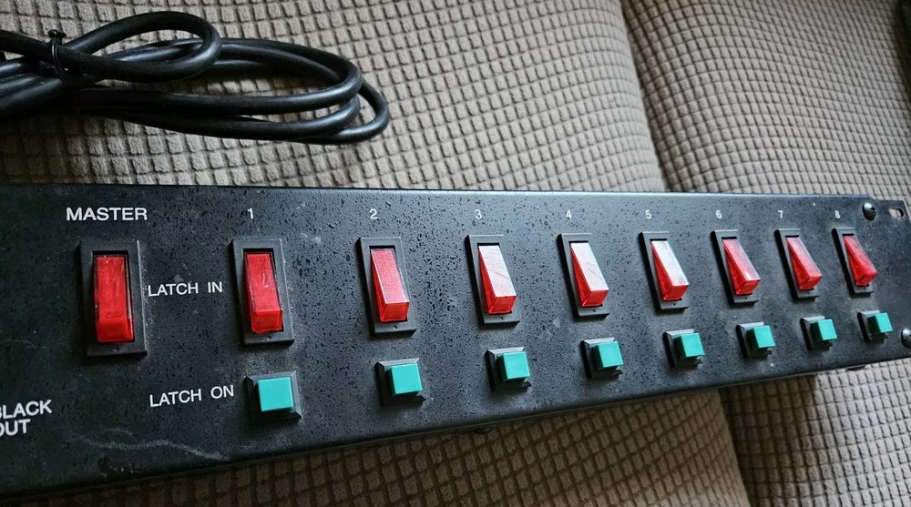 MBT RSP 800 8 Channel Multi Switch Controller Power Distribution System AC 110V