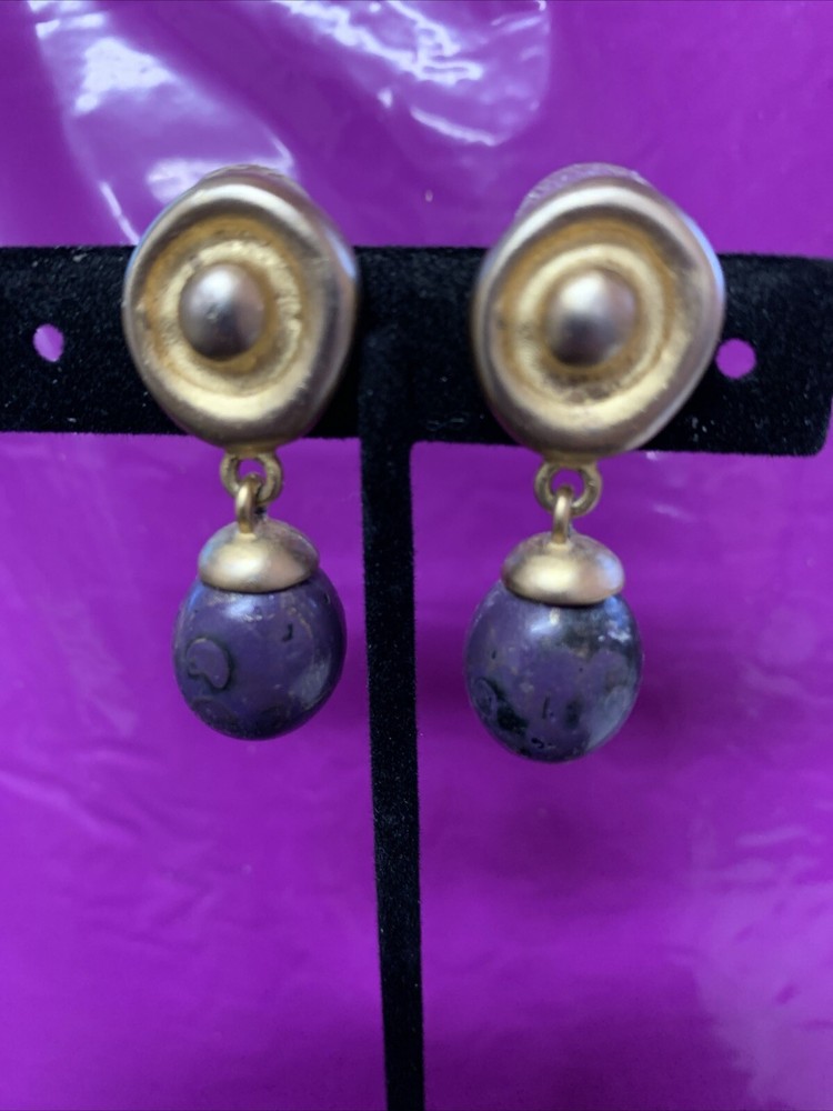 Purple Drop Dangle Pierced Earrings Gold Tone