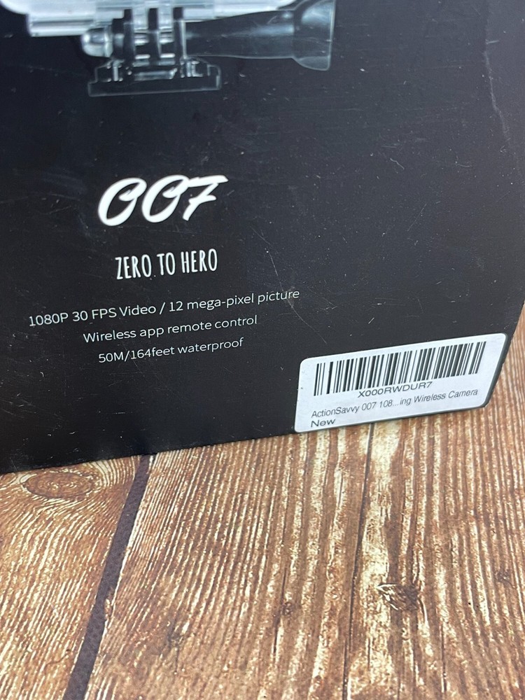 Action Savvy Camera And Attachments 007 New Open box