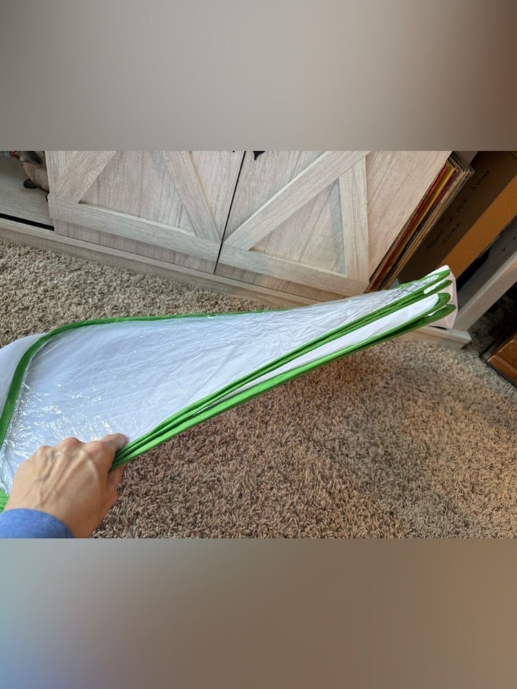 Restcloud Butterfly Cage - White with Green Trim (New in package)