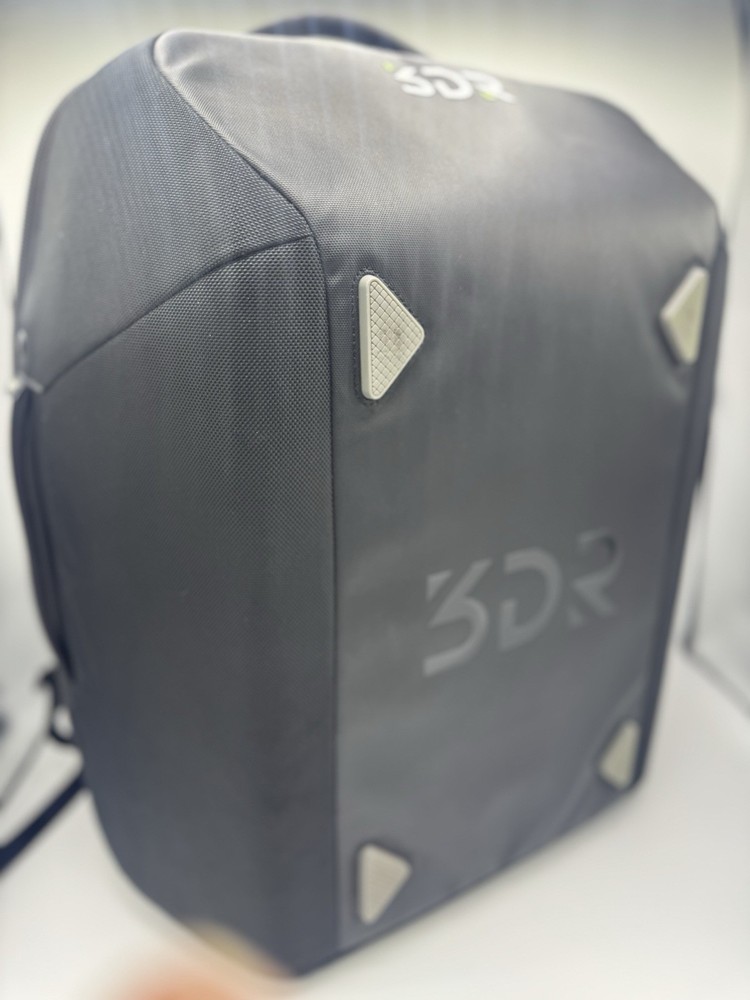 3DR Solo Smart Drone Bundle with Controller , Official 3DR Backpack great cond.