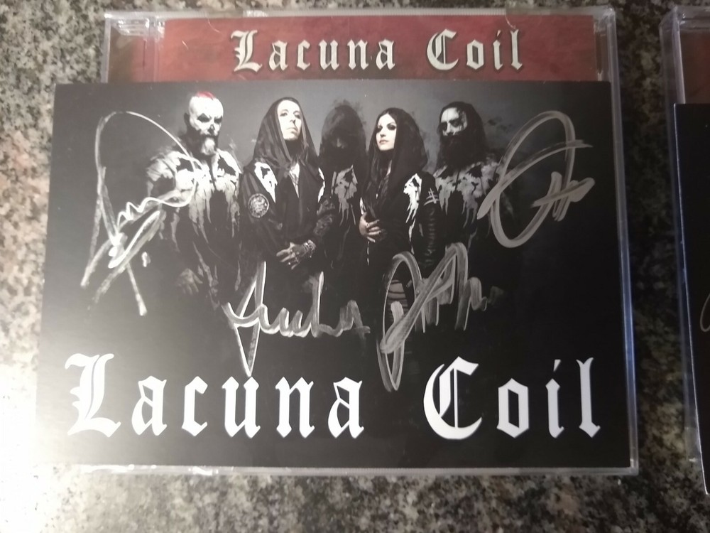 Signed Lacuna Coil Black Anima cd autographed