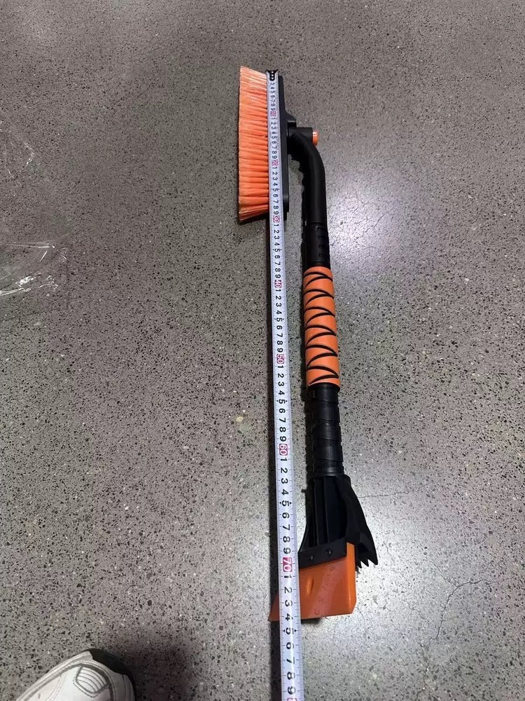 360°Rotating Extendable Snow Brush and Ice Scraper, Telescoping Ice Scraper 35.4