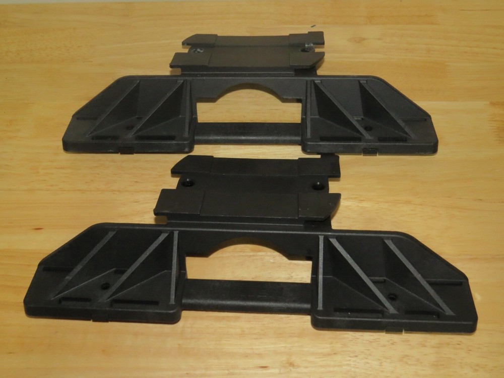 Whelen Liberty Lightbar Black Feet PAIR