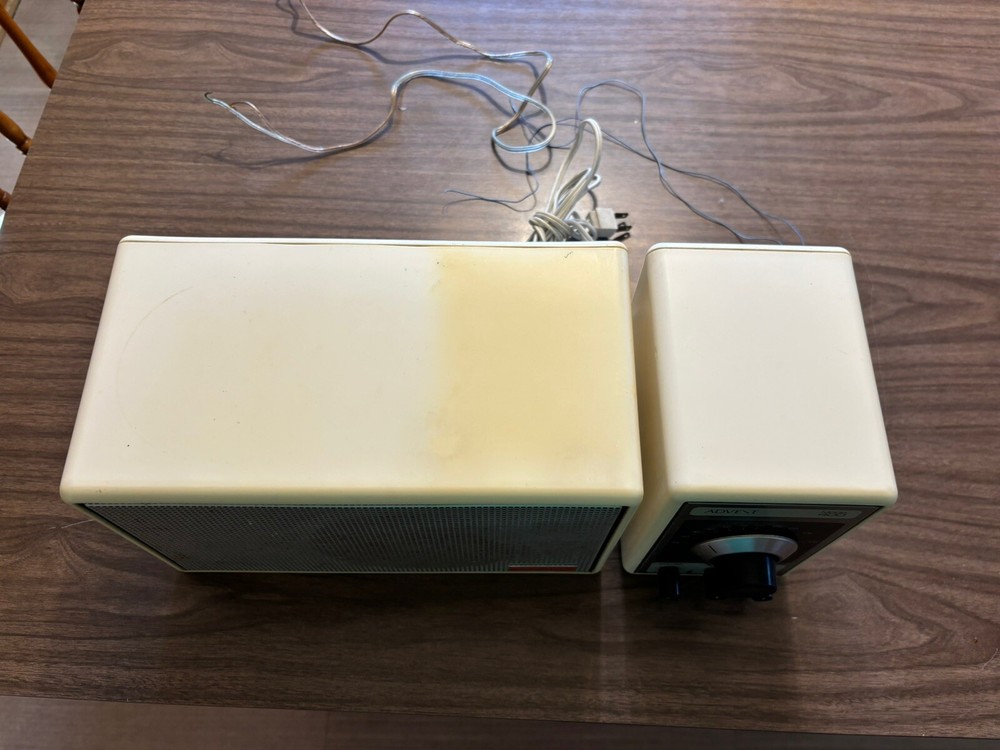 Advent Model 400 Radio and speaker
