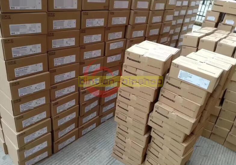 NEW 1PC Panasonic Servo Motor MSME022S1S