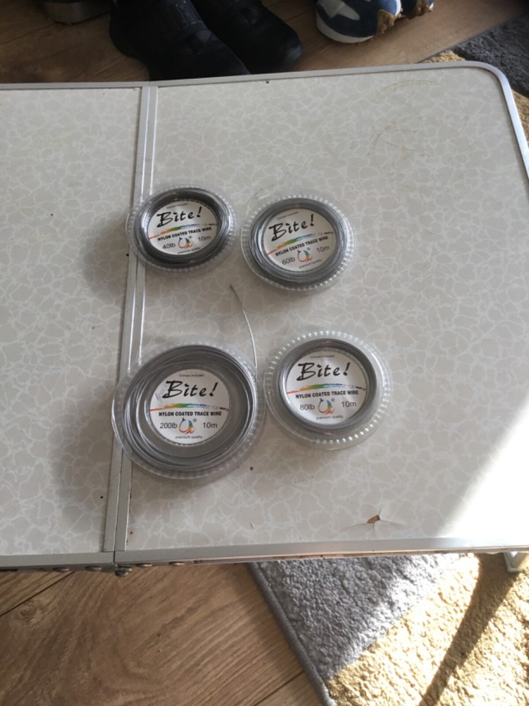 pike fishing plastic coated trace wire