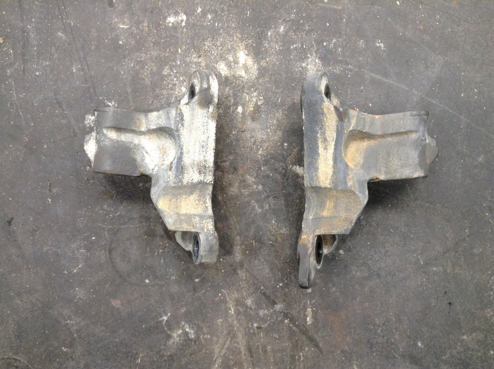 Paccar MX13 Engine Mount - Used | P/N 1670902
