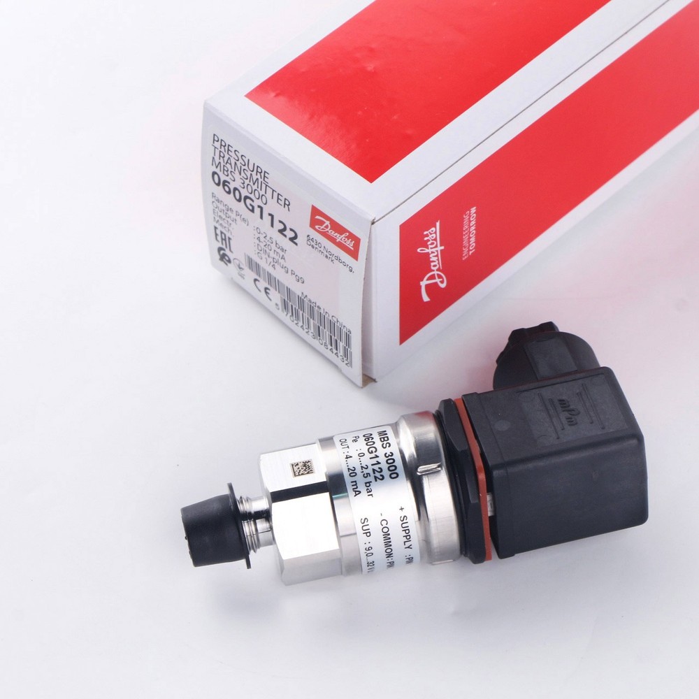 ONE NEW DANFOSS MBS 3000 060G1122 Pressure Transmitter
