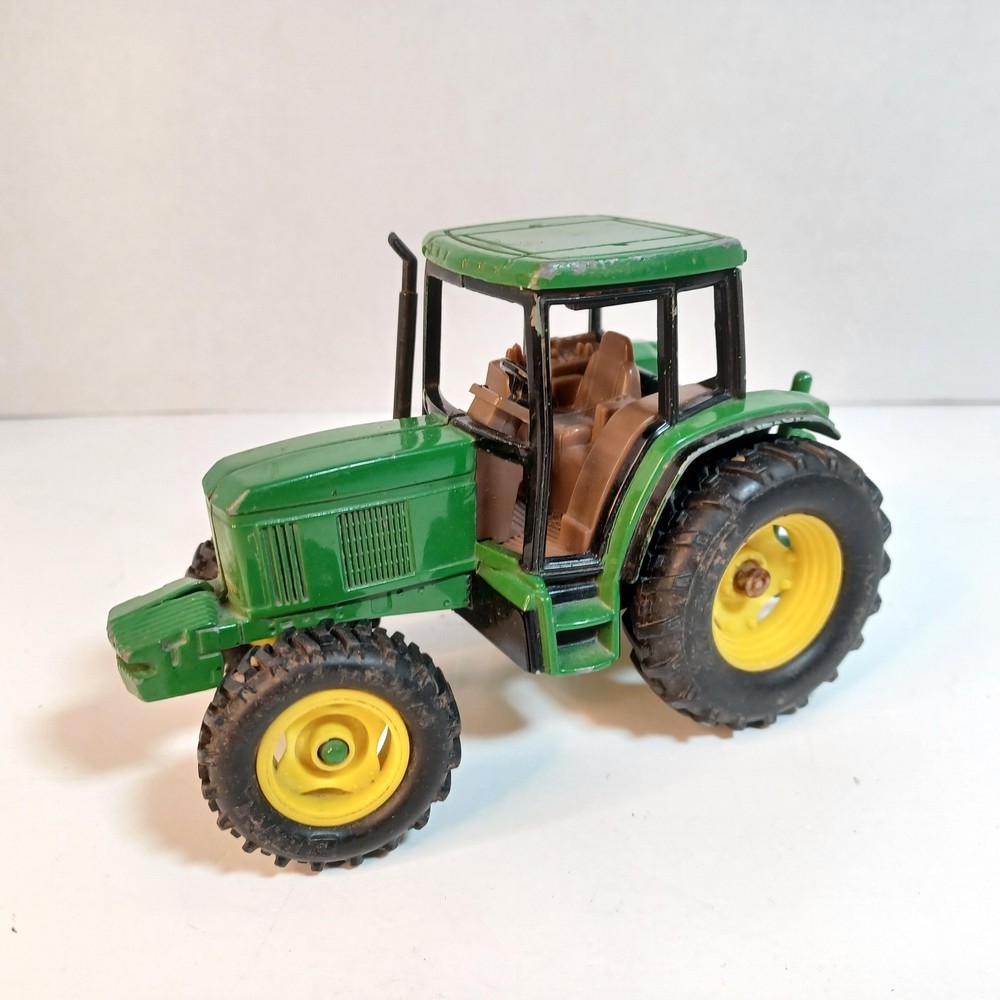 Ertl John Deere Tractor 0912Q01