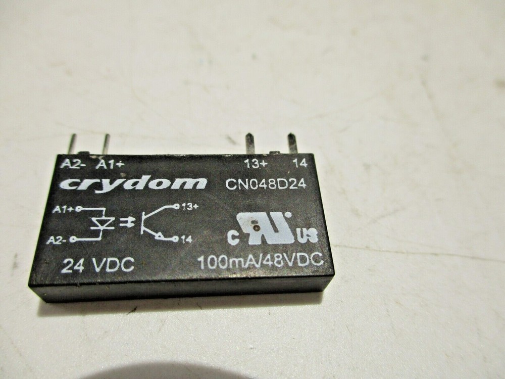NEW CRYDOM CN048D24 RELAY