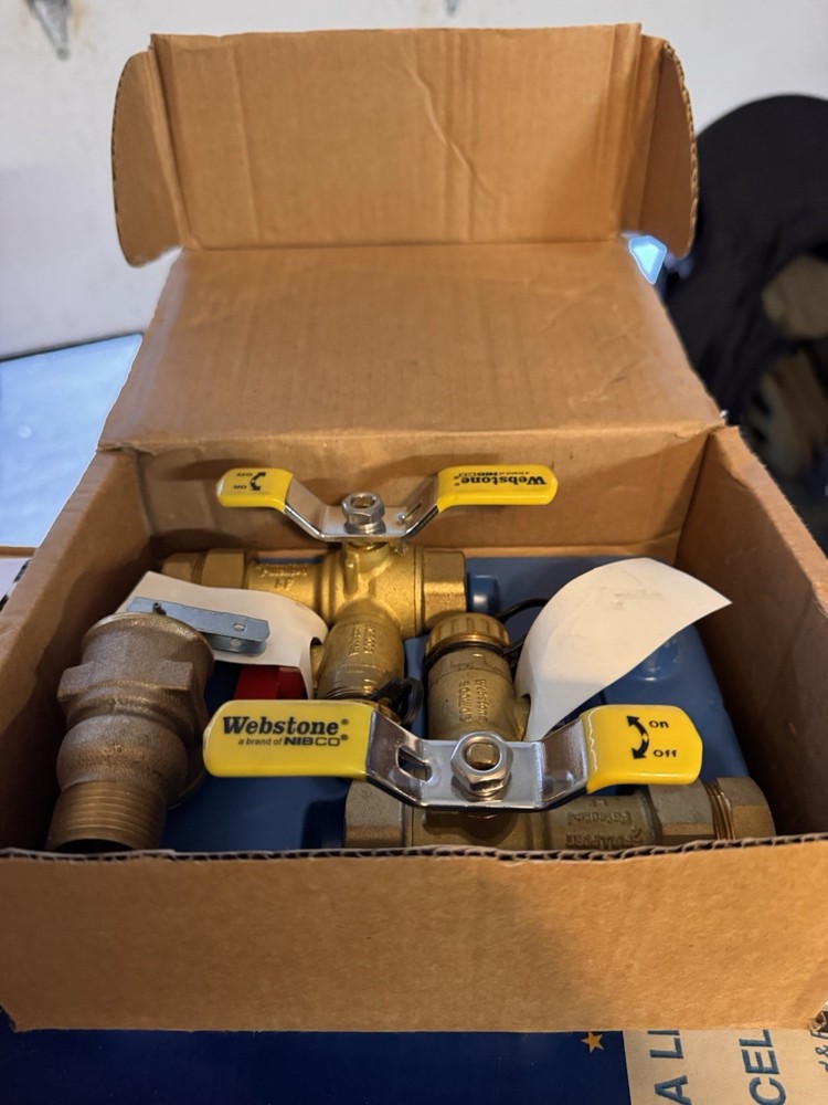 WebStone 3/4 NPT Tankless Water Heater Service Valve Kit w/ Relief Valve 150 PSI