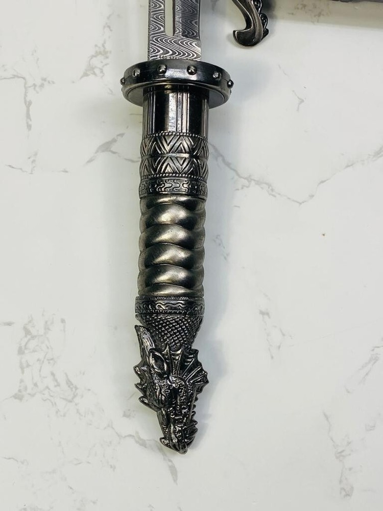 Metallic Twin Dragon Scroll Daggers