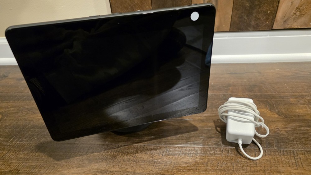 Amazon Echo Show 10 (3rd Gen) Smart Speaker Black Display Alexa Wireless