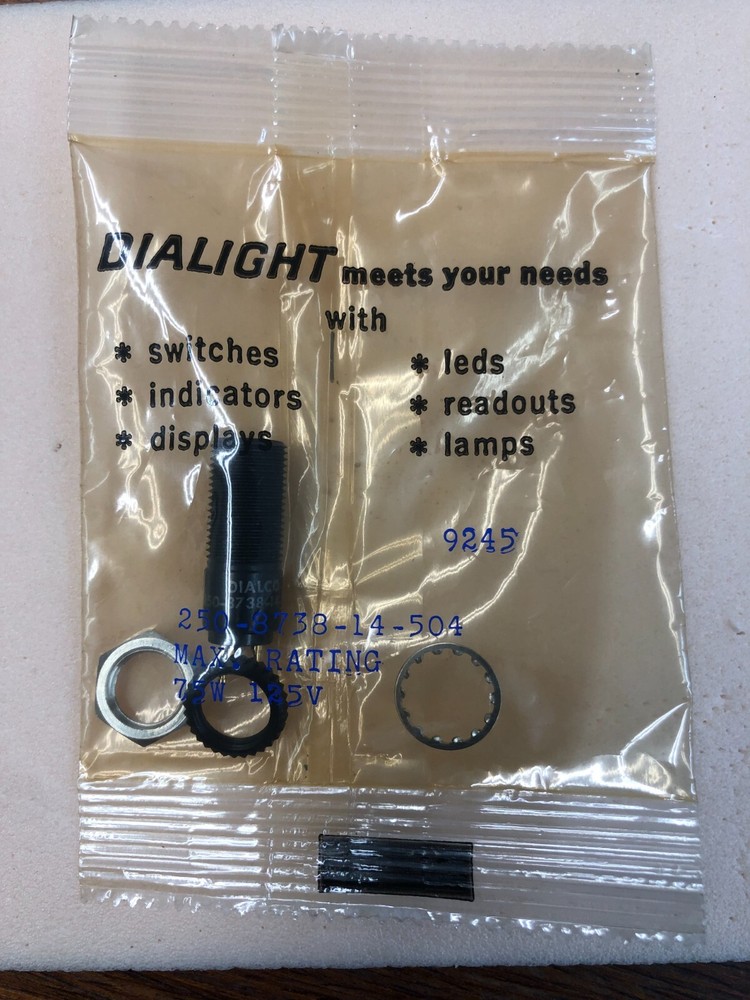 DIALCO Dialight 250-8738-14-504
