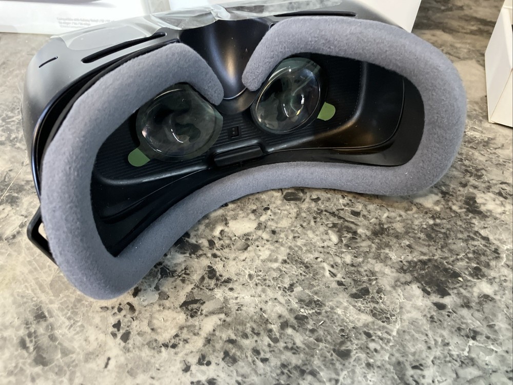 Guaranteed Work Samsung Gear VR Headset with Oculus