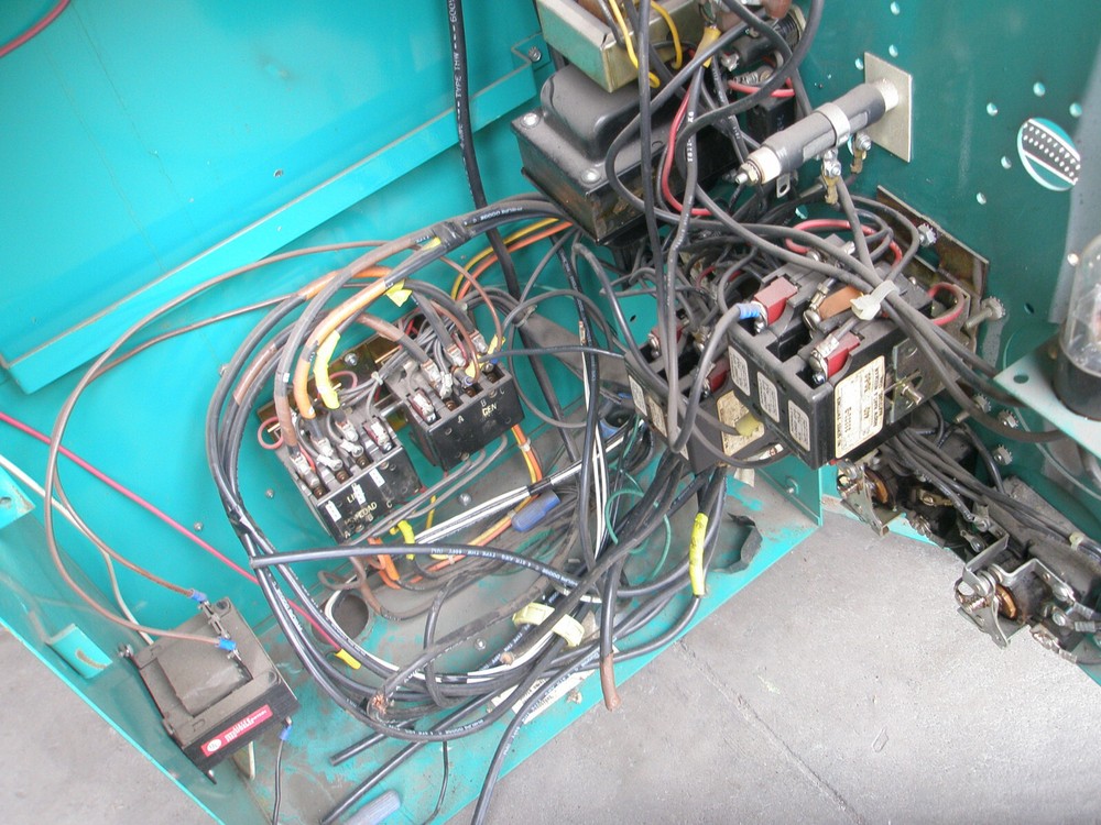 ONAN AUTOMATIC TRANSFER SWITCH LTEU30-4X/252F VOLTS 277/480 FOR STANDBY SYSTEMS