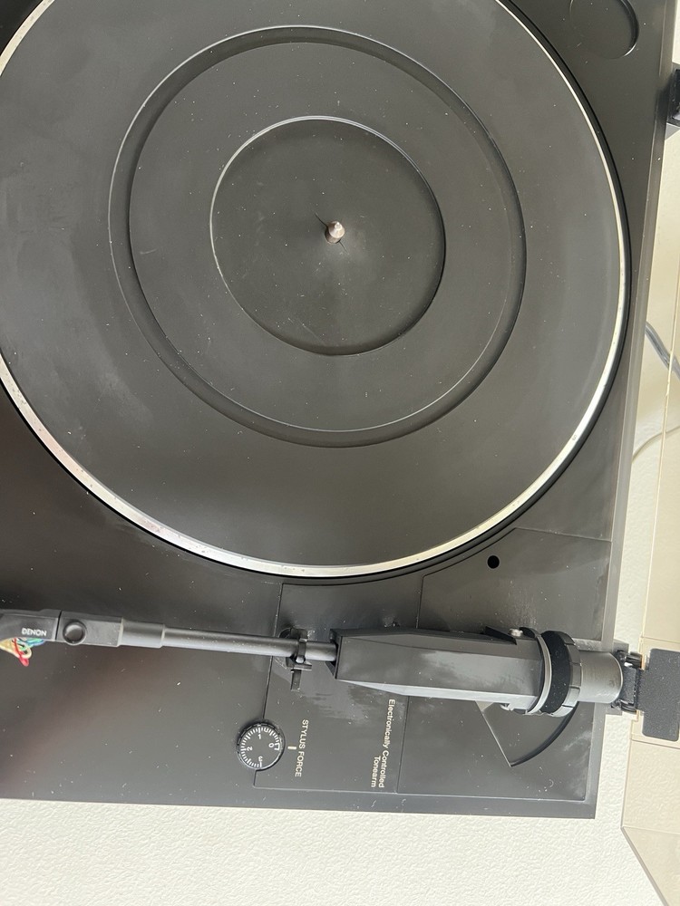 Denon Turntable Quartz DP-23F Micro Processor Fully Automatic Turntable System