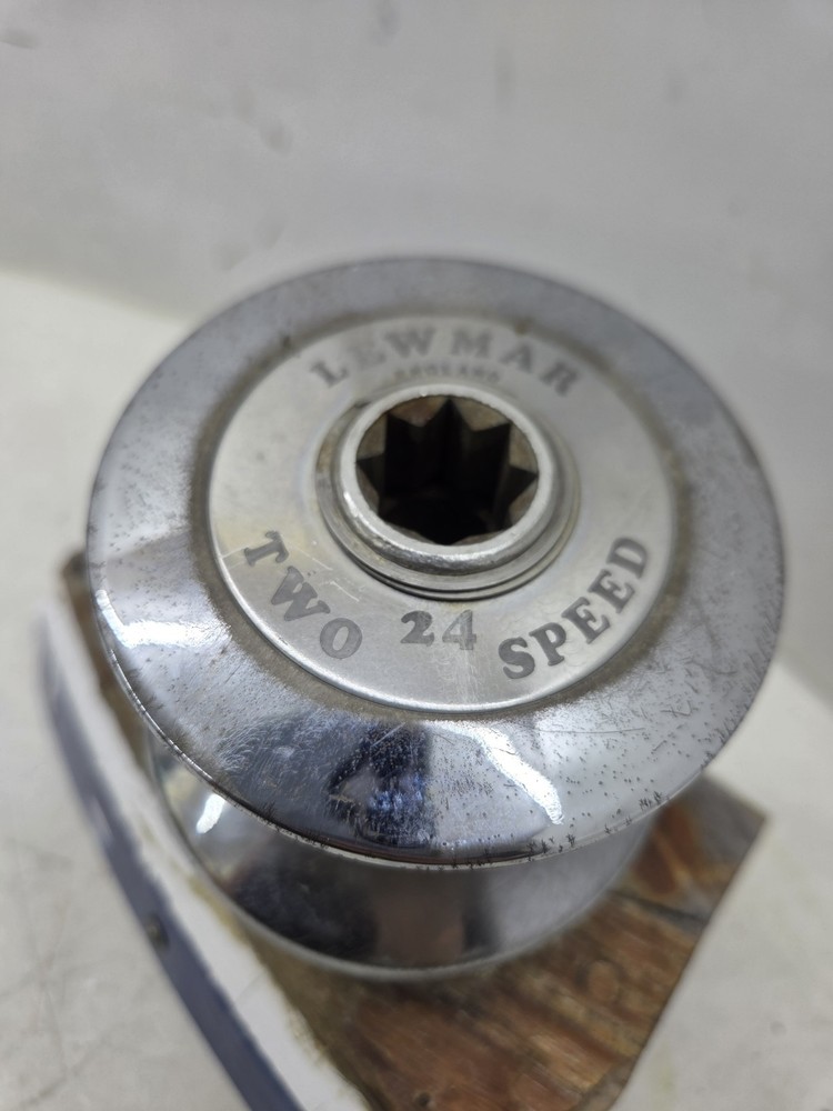 Lewmar 24 Two Speed Sailing Winch INV: N