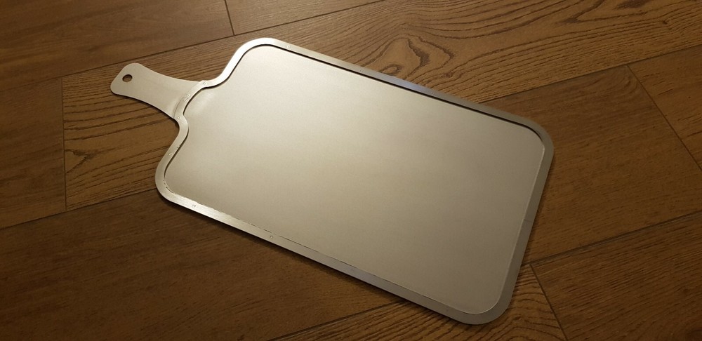Stainless steel cutting board with dishwasher