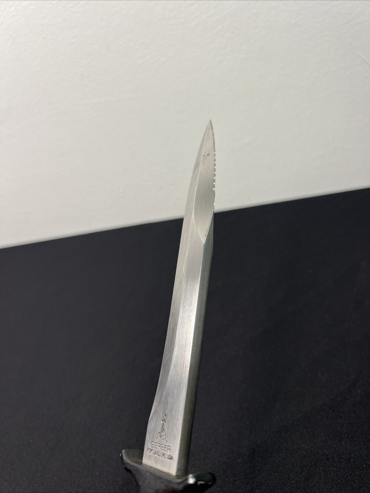 RARE 1981 Gerber Knife Command II